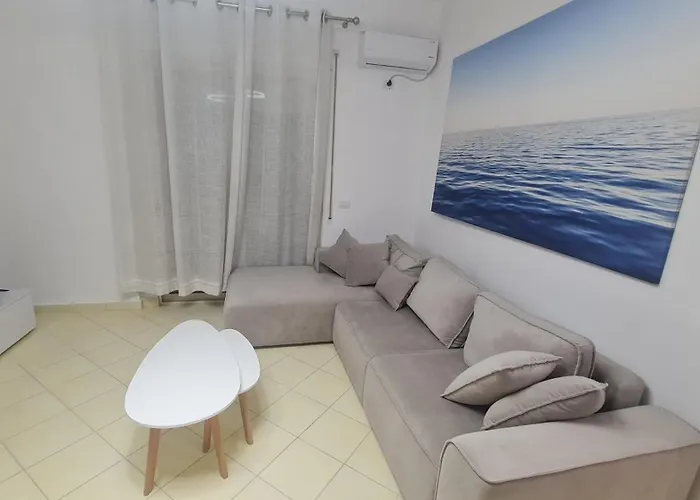 Sea & Sun Apartment