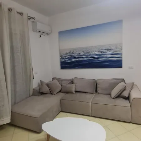 Sea & Sun Apartament *